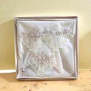 Vtg Linen Embroidered Handkerchief Cutwork Doily Bride Hanki Wedding
